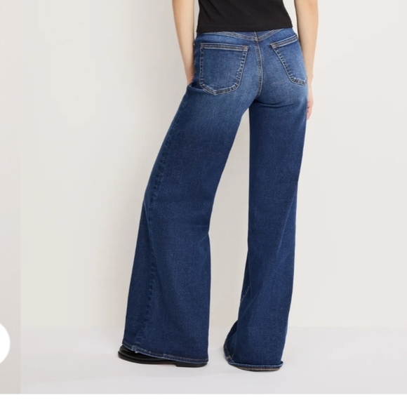 Good American Good Waist Palazzo - Picture 5 of 8